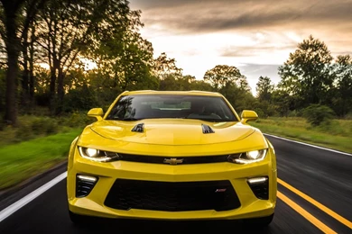 Yellow 2016 Chevrolet Camaro SS Retina Wallpapers