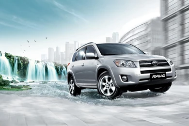 Toyota Innova Car Wallpapers