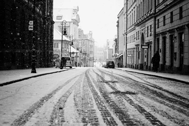 Black And White City Wallpapers