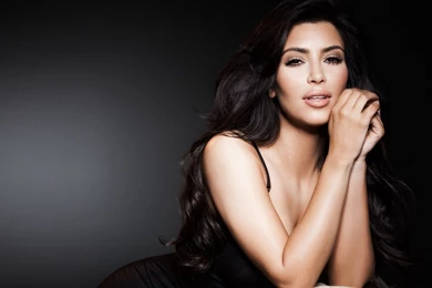 Kim Kardashian HD Wallpaper, Kim Kardashian Photos, New Wallpapers