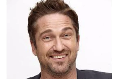 Top 4K Gerard Butler Wallpapers