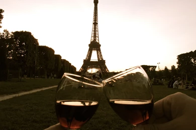 Red Wine And The Eiffel Tower Wallpapers And Images   Wallpapers ...