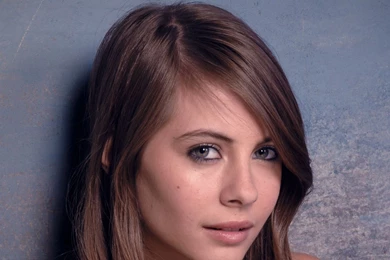 Willa Holland Face Wallpapers Picture For IPhone, Blackberry, iPad ...