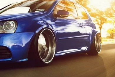 Tuned R32 iPhone 5 Wallpapers