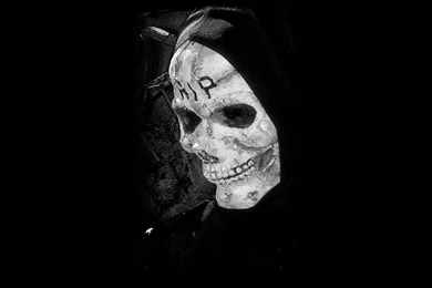 HOODED SKULL WALLPAPER   (