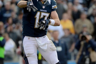 Where Is San Diego Chargers QB Philip Rivers' Other Glove?   Bolts ...