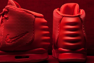 HYPEBEAST: RESELLING THE YEEZY 2? SPECULATING PRICES WITH BEN ...