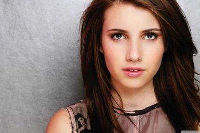 Emma Roberts Portrait HD Desktop Wallpapers : High Definition ...