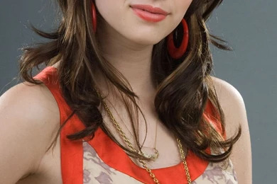 Emma Roberts Mobile Wallpapers 5096