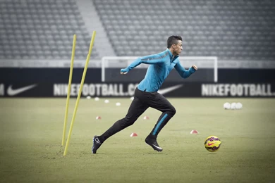 Cristiano Ronaldo Nike Running Wallpapers   Cristiano Ronaldo ...