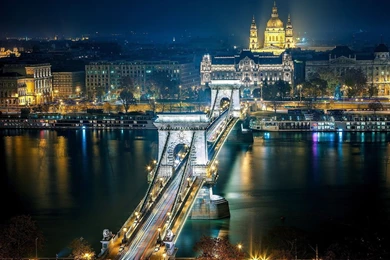 1600x1200 Szechenyi Chain Budapest Wallpapers