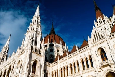 Budapest, Hungary HD Desktop Wallpapers : Fullscreen : Mobile