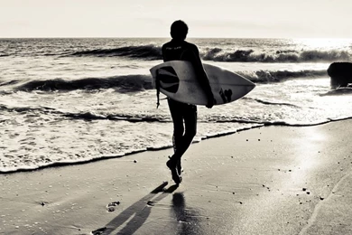 Download Wallpapers 1024x1024 Board, Sand, Surf, ​​sea, Surfing ...