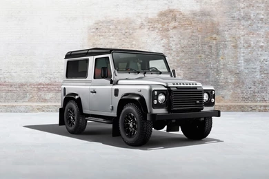 2014 Land Rover Defender Wallpapers