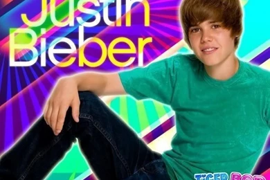 Justin Bieber: August 2010