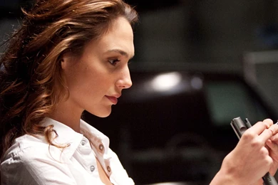 Gal Gadot As Secret Agent HDwallpaper4U.com