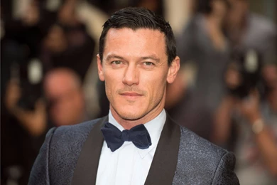 Best Luke Evans 4K Wallpapers