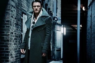 Luke Evans Comments On The Crow And Comic Book Integrity   GeekShizzle