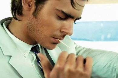 Download Zac Efron Wallpapers For iPhone 4