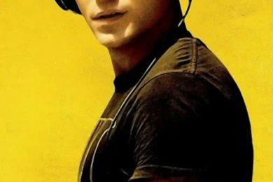 Download Wallpapers 750x1334 We Are Your Friends, Zac Efron, Cole ...