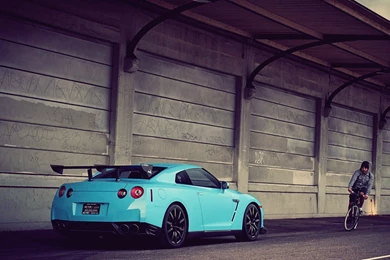 R35 Wallpapers
