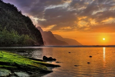 Glorious Sunset Over Kee Beach North Shore Kauai Hawaii Desktop ...