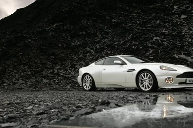 Aston Martin DB9 Wallpapers Image