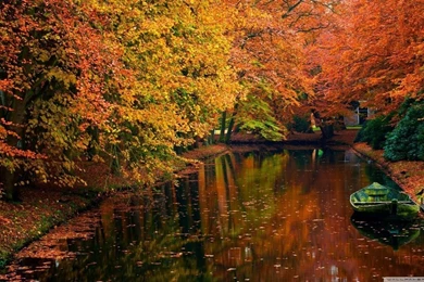 Lake In Autumn Landscape HD Desktop Wallpapers : High Definition ...