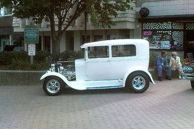 Bonnie and clyde car photos wallpaper.jpg