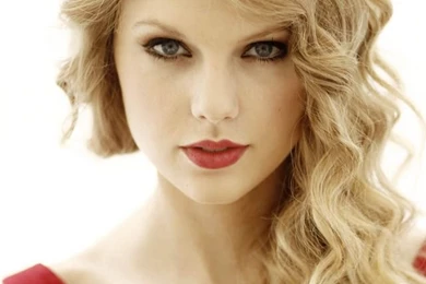 Taylor Swift Red Iphone Wallpapers   Taylor Swift As Rapunzel Hd ...