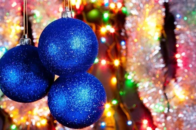 Blue Christmas Balls And Lights Wallpapers