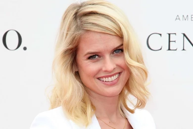 Alice Eve Wallpapers5 AMB.jpg