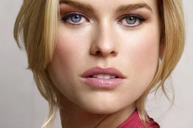 Alice Eve Mobile Wallpapers 13465