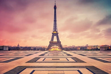 Eiffel Tower Wallpapers HD Download