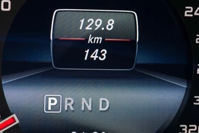 Download Mercedes AMG Speedometer Wallpapers For iPhone 4