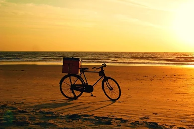 Retro Beach HD Wallpapers