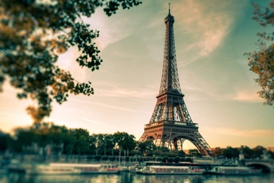 Lovely Eiffel Tower View Mac Wallpapers Download