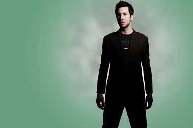Calvin harris in ultimate looks.jpg