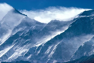 1366x768 Mount Everest peak in himal Desktop PC And Mac Wallpapers