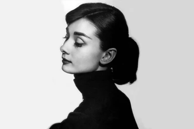 Audrey Hepburn Side Face Wallpapers HD.jpg