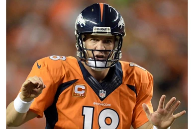 Two Minute Drill 4K Peyton Manning Wallpapers