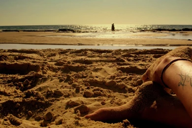 Download Wallpapers 3840x2160 Sand, Coast, Beach, Feet, Tattoo ...