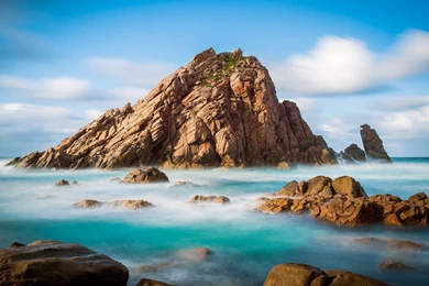 Sugarloaf Rock, Australia Wallpapers   Beach Wallpapers