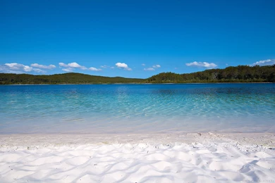 2560x1600 White Sand & Lake Australia Desktop PC And Mac Wallpapers