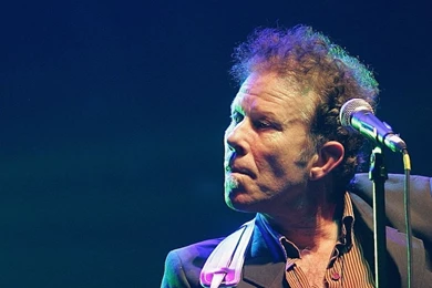 Download Wallpapers 3840x1200 Tom Waits, Guitar, Show, Microphone ...