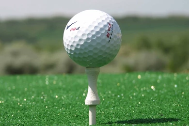 Download Golf Ball Wallpapers Photo