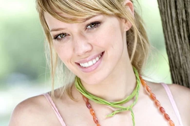 Hilary Duff Wallpapers 2   Female Celebrity   Crazy Frankenstein
