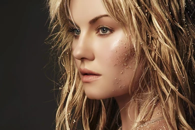 Elisha Cuthbert HD Wallpapers And Photos