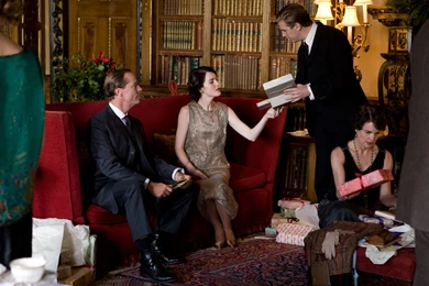 DOWNTON ABBEY British Period Drama Television Christmas D ...