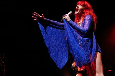 FLORENCE AND THE MACHINE Indie Rock Concert Concerts Microphone ...